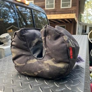 Meet your Posher, Conner